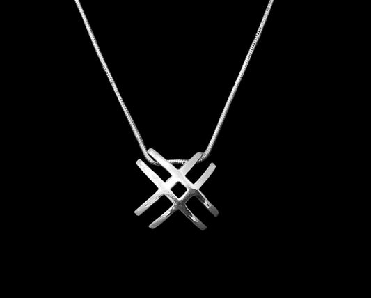 Kiss Necklace